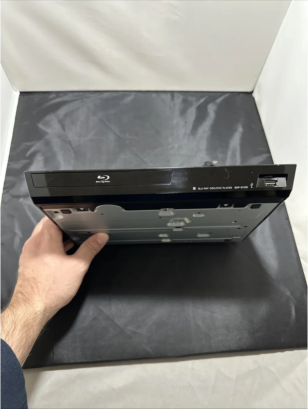 Sony Blu-Ray DVD Player BDP-S1100 TESTED WORKS NO REMOTE